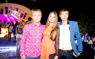 Ночной клуб «Легенда» открылся вечеринкой «Sex on the Beach»
