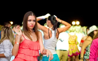 Ночной клуб «Легенда» открылся вечеринкой «Sex on the Beach»