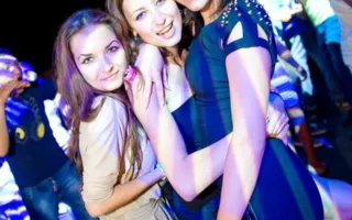 Ночной клуб «Легенда» открылся вечеринкой «Sex on the Beach»