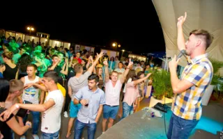 Ночной клуб «Легенда» открылся вечеринкой «Sex on the Beach»