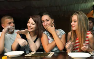 По случаю открытия суши-бара «УРУ-РУ» гости отдыхали на вечеринке «Япона мать»