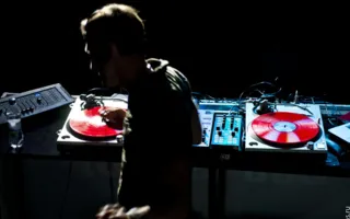 На пляжной вечеринке в «Хорошо» прозвучал яркий саунд от DJ Tokyo