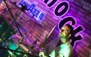 Ольга Панкратова и группа «Moskitos band» презентовали в клубе Севастополя «Artishock» проект «0692»