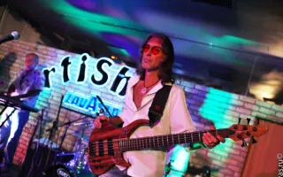 Ольга Панкратова и группа «Moskitos band» презентовали в клубе Севастополя «Artishock» проект «0692»