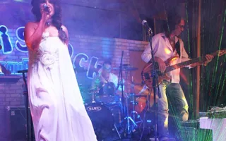 Ольга Панкратова и группа «Moskitos band» презентовали в клубе Севастополя «Artishock» проект «0692»