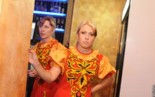 Пельмени и стриптиз: в клубе Севастополя «УРУ-РУ» состоялась вечеринка в стиле «Матрёшки»