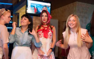 Пельмени и стриптиз: в клубе Севастополя «УРУ-РУ» состоялась вечеринка в стиле «Матрёшки»