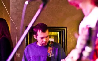 Выступление рок-группы «Гром Че Гевары» в клубе Севастополя «Artishock»