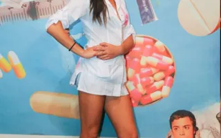 На вечеринке «Medical party» в клубе Севастополя «URU-RU» лечились тем, что доктор прописал, а в тяжелых случаях оздоравливались стриптизом