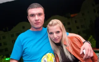 Вечеринка «Пятница-развратница» в клубе Севастополя «УРУ-РУ»: мужской стриптиз, откровенные наряды девушек, конкурсы и танцы