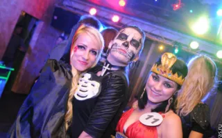 Страшная и смешная вечеринка «Monster-party» в клубе Севастополя «УРУ-РУ»