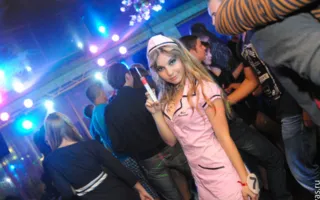 Страшная и смешная вечеринка «Monster-party» в клубе Севастополя «УРУ-РУ»
