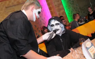 Страшная и смешная вечеринка «Monster-party» в клубе Севастополя «УРУ-РУ»