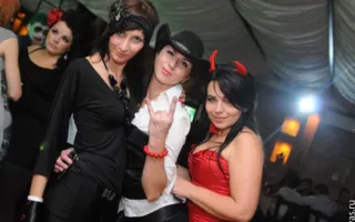 Страшная и смешная вечеринка «Monster-party» в клубе Севастополя «УРУ-РУ»