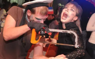 Вечеринка в стиле Halloween в клубе Севастополя «УРУ-РУ»