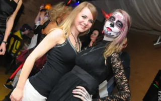 Вечеринка в стиле Halloween в клубе Севастополя «УРУ-РУ»