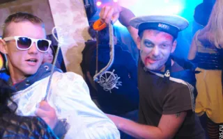 Вечеринка в стиле Halloween в клубе Севастополя «УРУ-РУ»
