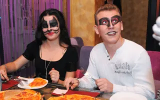 Вечеринка в стиле Halloween в клубе Севастополя «УРУ-РУ»