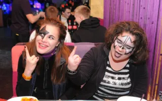Вечеринка в стиле Halloween в клубе Севастополя «УРУ-РУ»