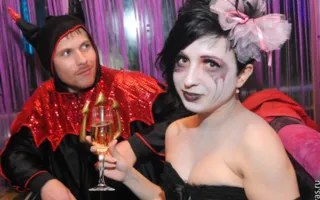 Вечеринка в стиле Halloween в клубе Севастополя «УРУ-РУ»
