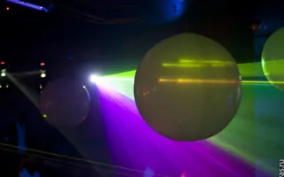 Ночной Techno MIX от лучшего «техно» ди-джея Украины — DJ MAYS в ночном клубе «Zeppilin»