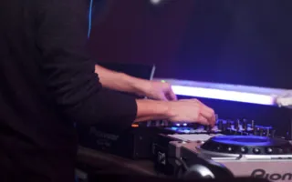 Ночной Techno MIX от лучшего «техно» ди-джея Украины — DJ MAYS в ночном клубе «Zeppilin»