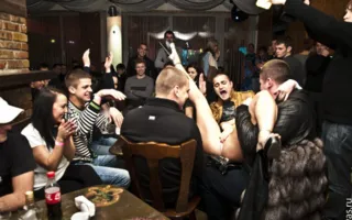 Микс из страсти, эротики и алкоголя — вот истинный рецепт настоящего мальчишника