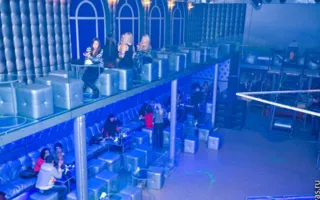 Эротическое шоу с мужским стриптизом в ночном клубе Севастополя «Le Roi»