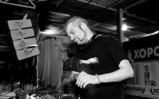 DJ Конь в очередной раз продемонстрировал неповторимый клубный стиль в Севастополе