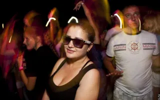 DJ Конь в очередной раз продемонстрировал неповторимый клубный стиль в Севастополе