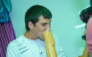 Школьная вечеринка в клубе «УРУ-РУ»