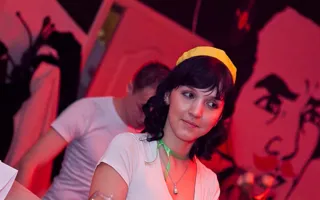 «Ромашки спрятались, х... расцвели» — праздник весны в «Party Bar 13»