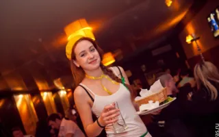 «Ромашки спрятались, х... расцвели» — праздник весны в «Party Bar 13»