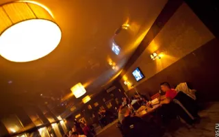«Ромашки спрятались, х... расцвели» — праздник весны в «Party Bar 13»