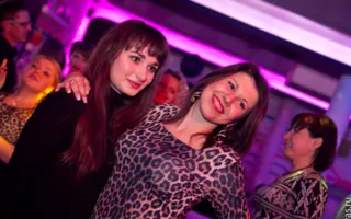 «Ромашки спрятались, х... расцвели» — праздник весны в «Party Bar 13»