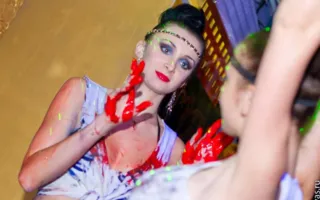 Цветные брызги лета среди зимы в ночном клубе «Premier»