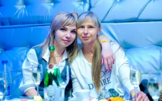 Аристократический мужской стриптиз в ночном клубе «Le Roi» от титулованного пол-дэнсера