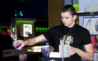Ночной клуб «Премьер» заражает «бешенством» посетителей