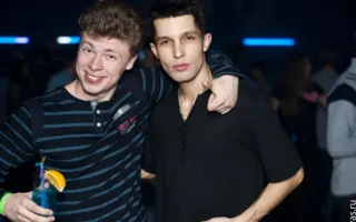 В ночном клубе «Zeppelin» на «Флирт party» разминались перед Днём влюбленных