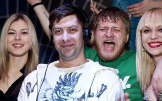 В ночном клубе «Zeppelin» на «Флирт party» разминались перед Днём влюбленных