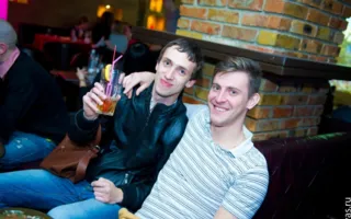 Субботняя развратная вечеринка в клубе «Уру-ру»: два стриптиза в одном эротическом шоу!