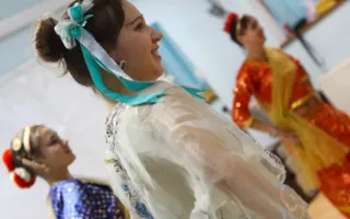 В Севастополе индийскими танцами и ритмами Gangam Style отметили Китайский новый год