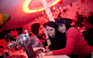 День влюбленных в «Party Bar 13» отметили эротическим шоу со стриптизом