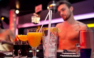День влюбленных в «Party Bar 13» отметили эротическим шоу со стриптизом