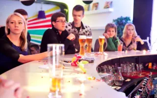 День влюбленных в «Party Bar 13» отметили эротическим шоу со стриптизом
