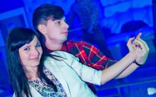 День влюбленных в ночном клубе «Le Roi» запомнится эротическим шоу с откровенным мужским и женским стриптизом