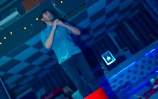 День влюбленных в ночном клубе «Le Roi» запомнится эротическим шоу с откровенным мужским и женским стриптизом