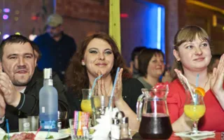 «Frau Comedy» в очередной раз порадовали актуальным юмором, яркими нарядами и отличным шоу