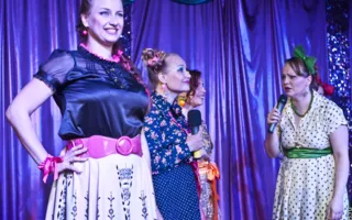 «Frau Comedy» в очередной раз порадовали актуальным юмором, яркими нарядами и отличным шоу