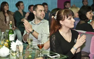 «Frau Comedy» в очередной раз порадовали актуальным юмором, яркими нарядами и отличным шоу